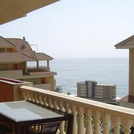 Piso Playa Carvajal Apartment